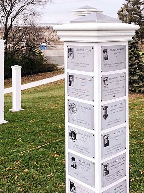 Finished posts with plaques